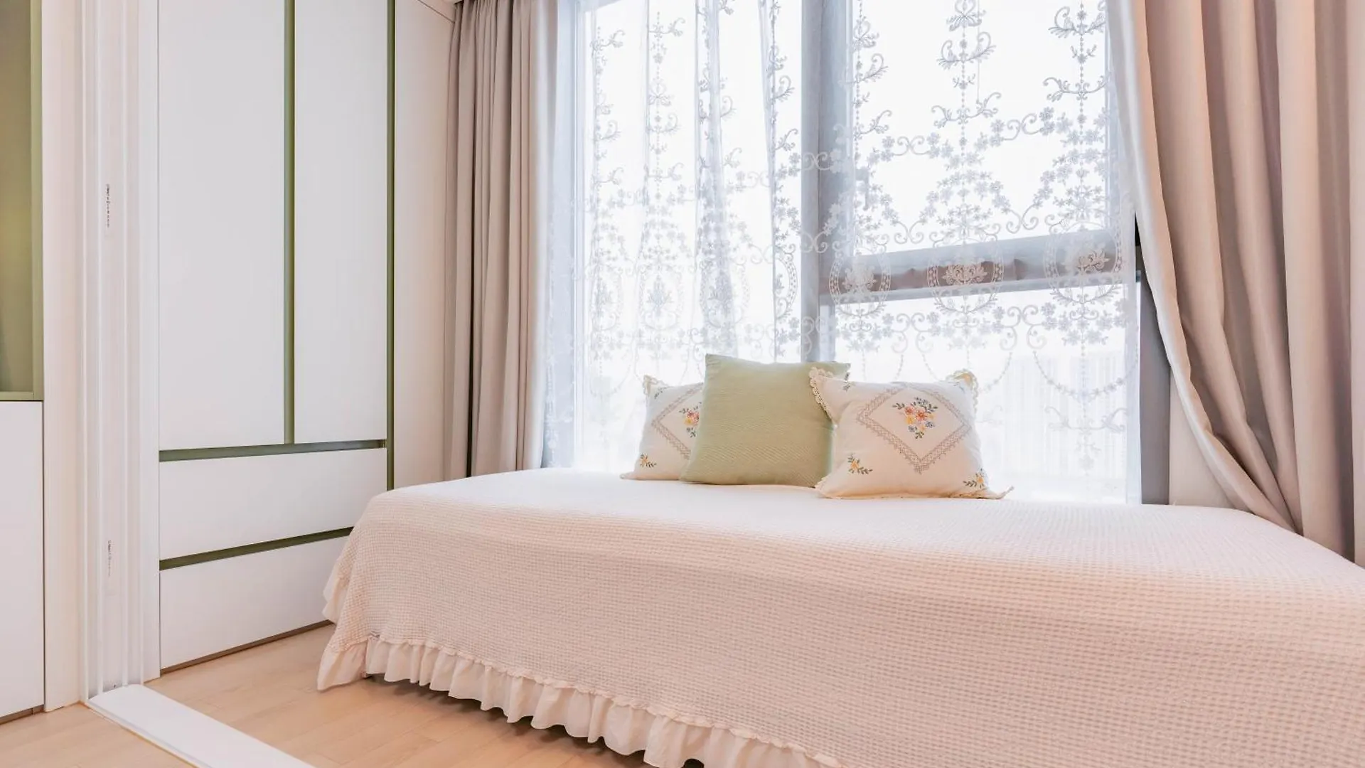 Centralviewsuite Residence, Myeong-Dong Seoul Apartment